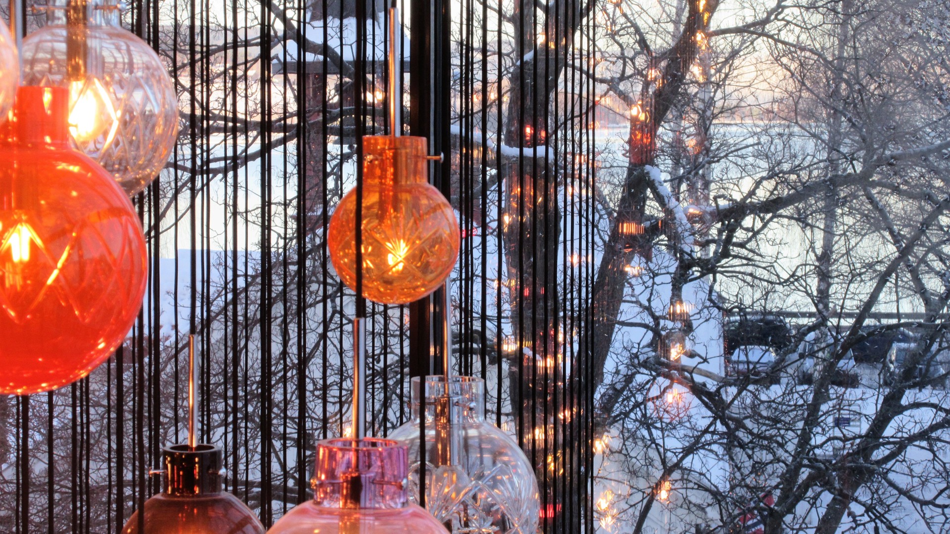 God jul og godt nyttår - med desemberavisen